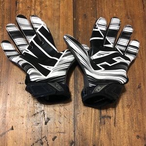 Youth Nike Football Gloves